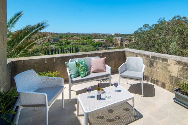 Столик пластиковый журнальный Net Table 100 белый 1000х600х400 мм