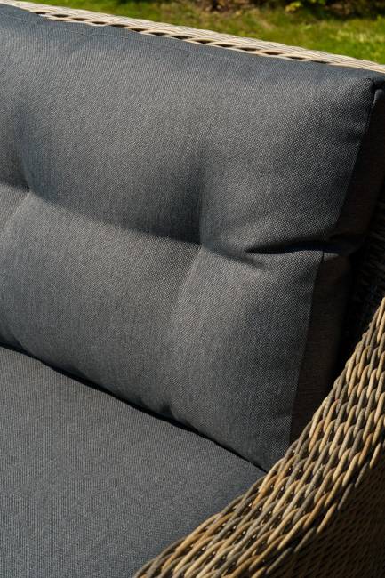 Диван 2-х местный "Венеция", коричневый Диван 2-х местный "Венеция", коричневый