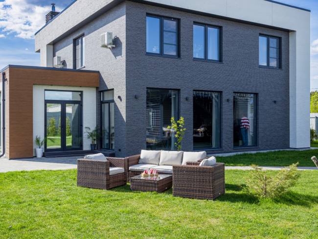 Лаунж-зона KARL с трёхместным диваном (коричневая)